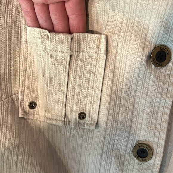 Kenzie trench coat with grommit details - Picture 3 of 10